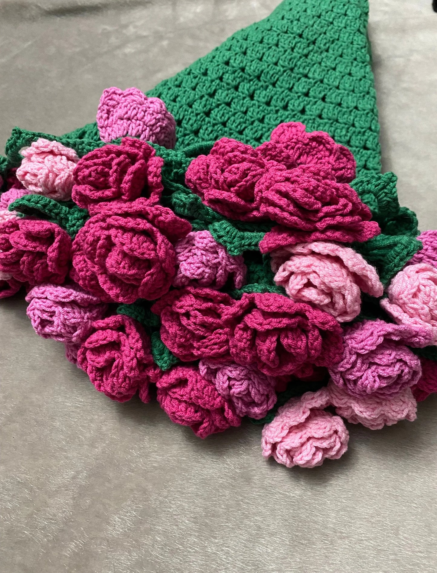 Gehäkelte Blumenstraußdecke, Gehäkelter Jumbo 3D Roter Rosenstrauß, Oma Square Afghan, Gestrickte Sofadecke, Versandfertig, Muttertagsgeschenk