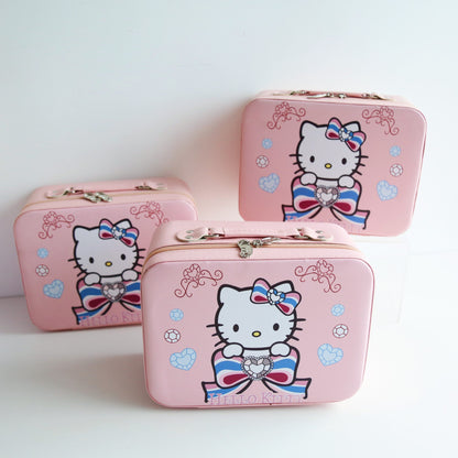 Hello Kitty Gift Box | 1 suitcase + 10 random items