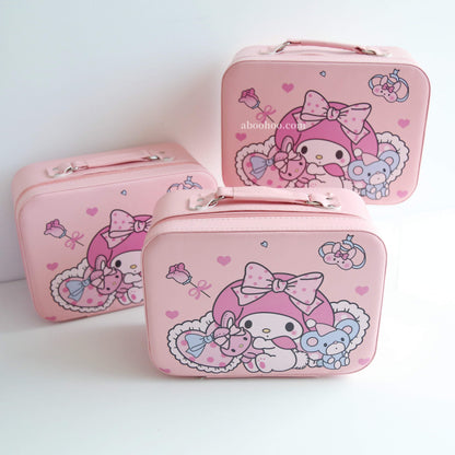 Melody Gift Box | 1 suitcase + 10 random items